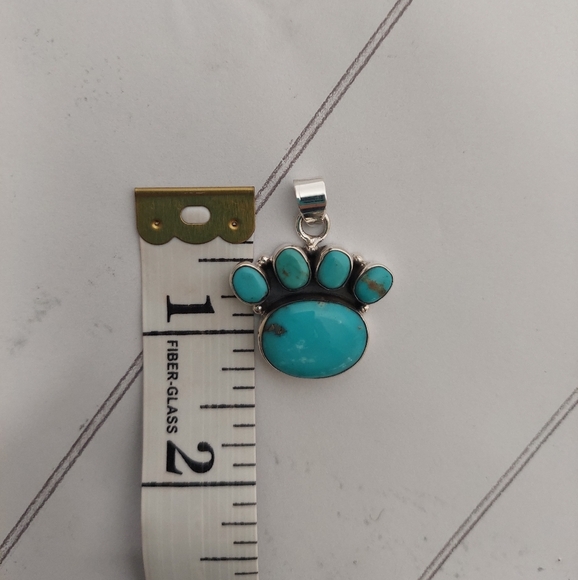 Natural KingmanTurquoise Paw Print Pendant - Picture 3 of 8